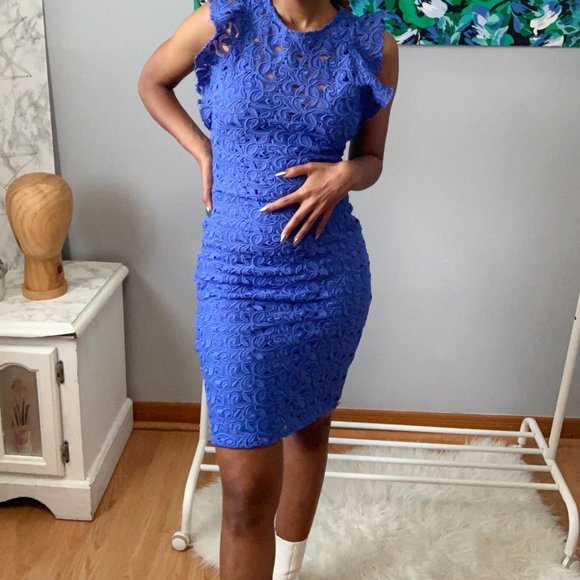 Blue Guipure lace dress. - Picture 2 of 4